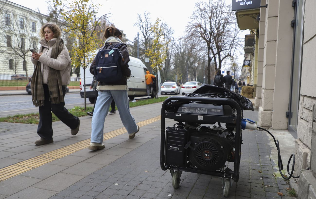 Графіки відключення світла в Україні на сьогодні: список по областях