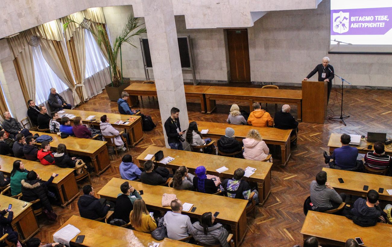 Старт із січня, ціна – до 3 000 гривень на місяць: все про "нульовий курс" у вишах